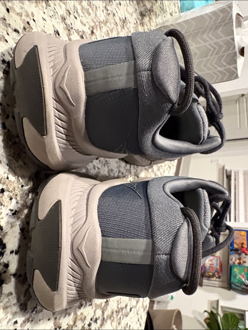 Hoka Transport Size 11 View 4